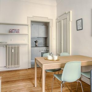 Appartement à 2 Chambres à Coucher