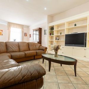 Villa Alessandra- Comfort E Spazio A Napoli