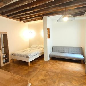 Immersion Parisienne, Appartement Au Centre Paris