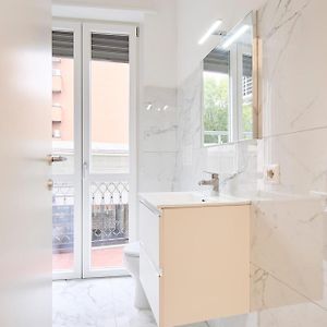 Appartement à 3 Chambres à Coucher