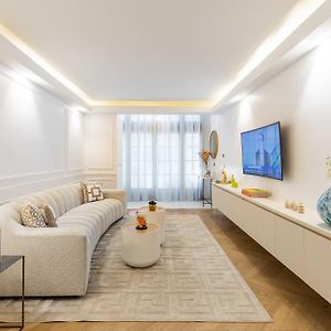 Appartement à 3 Chambres à Coucher
