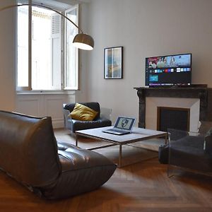 Appartement à 2 Chambres à Coucher