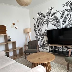 Appartement à 2 Chambres à Coucher