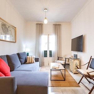 Appartement à 3 Chambres à Coucher