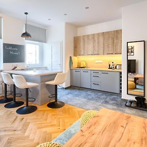 Apartman Flora
