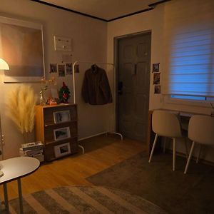 Appartement à 2 Chambres à Coucher