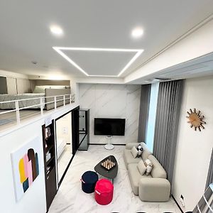 Appartement à 2 Chambres à Coucher