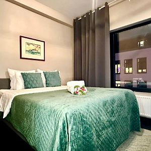 Luxury Suites Central