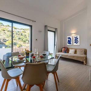 Appartement à 3 Chambres à Coucher