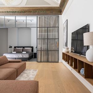 Unique 3 Bedroom Apartment In Vibrant Frederiksberg