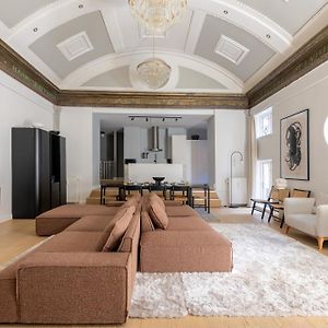 Appartement à 3 Chambres à Coucher