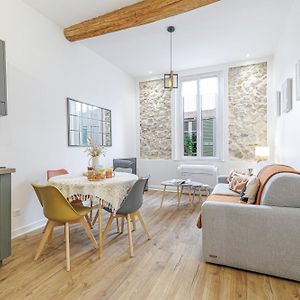 Old Town Antibes Superb New Flat, For 3, Ac, Wi-Fi