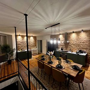 Appartement de Luxe à 3 Chambres à Coucher