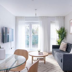 Appartement à 2 Chambres à Coucher