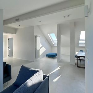Appartement à 2 Chambres à Coucher