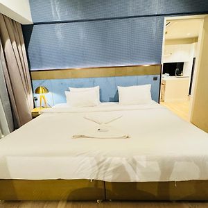 Suite à 2 Chambres à Coucher