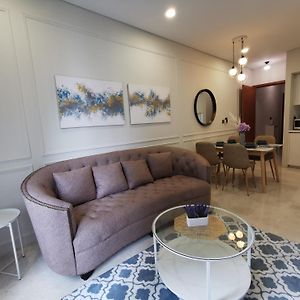 Suite à 3 Chambres à Coucher