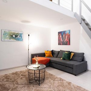 Appartement à 3 Chambres à Coucher