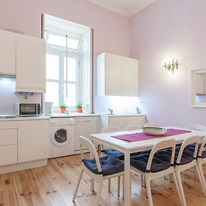 Appartement à 3 Chambres à Coucher