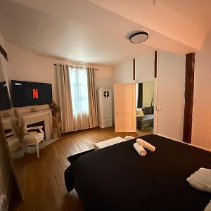 Charmant Appartement Au Centre-Ville