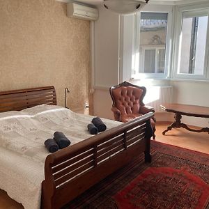 Lucas Apartman