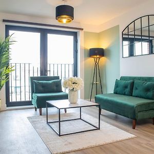 Appartement à 3 Chambres à Coucher