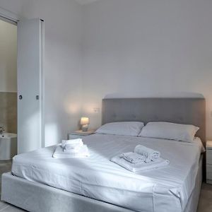 Private Bathroom King Room