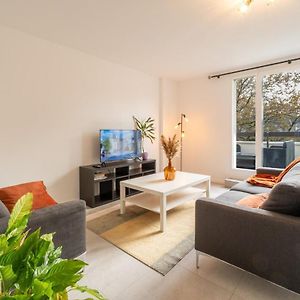 Appartement à 3 Chambres à Coucher