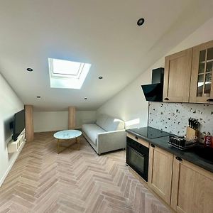Appartement à 3 Chambres à Coucher