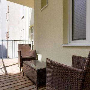 Appartement à 2 Chambres à Coucher