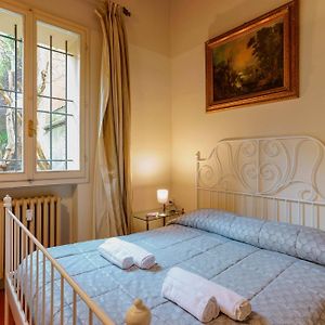 Appartement de Luxe à 2 Chambres à Coucher