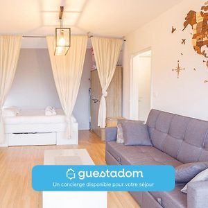 Studio spacieux à 15 min à pied de la Gare