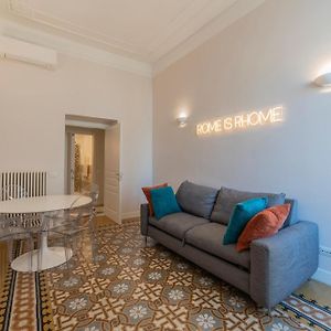 Vintage Ottaviano Apartment
