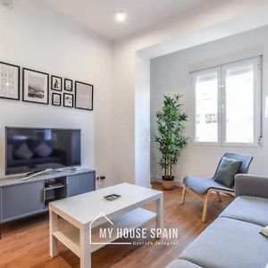 Myhousespain - Moderno Piso En Embajadores