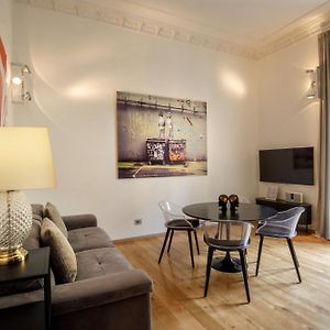 Appartement à 2 Chambres à Coucher