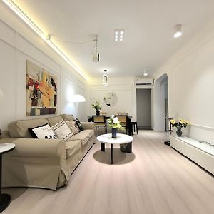 Appartement de Luxe à 3 Chambres à Coucher