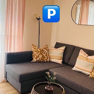 Parking Vigilado Gratis Pleno Centro,Cozy Apartment Granada Picon Center