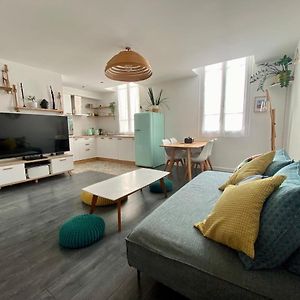 Appartement à 3 Chambres à Coucher