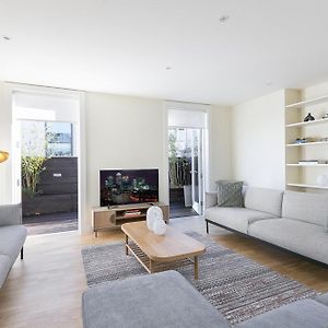 Appartement de Luxe à 3 Chambres à Coucher