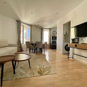 Appartement à 2 Chambres à Coucher