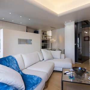 Appartement de Luxe à 2 Chambres à Coucher