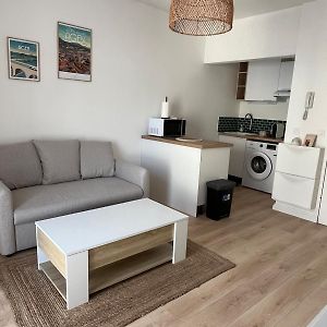 Grand Studio Cosy - A Deux Pas De La Gare
