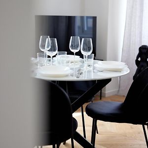 Appartement de Luxe à 1 Chambre à Coucher