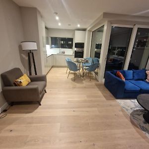 Appartement à 2 Chambres à Coucher
