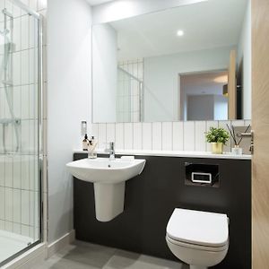 Appartement à 2 Chambres à Coucher