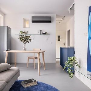 Appartement à 2 Chambres à Coucher