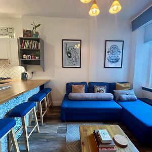 Appartement à 2 Chambres à Coucher