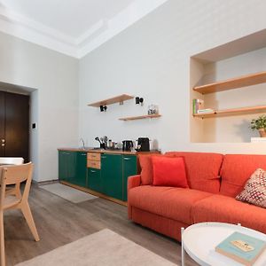 Da Laura Home - City Center - M1 Station
