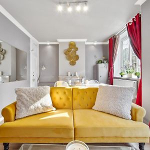 Appartement à 2 Chambres à Coucher