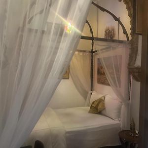 Room 4 Riad Khadija Rabat With Breakfast